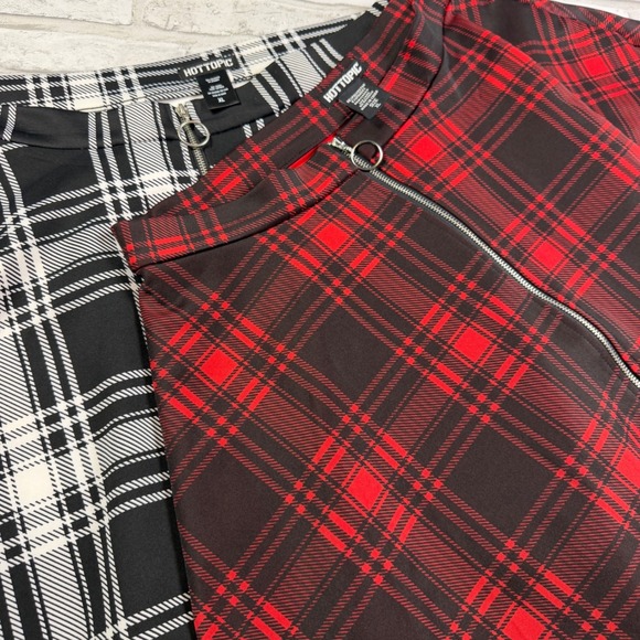Hot Topic Dresses & Skirts - Hot Topic Skater Skirt Lot of 2 Women XL Red Black White Plaid Zipper Mini EUC